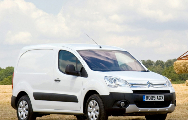 Citroen Berlingo II (2 места) с 08г. (смотрите раздел Peugeot Partner / Tepee)